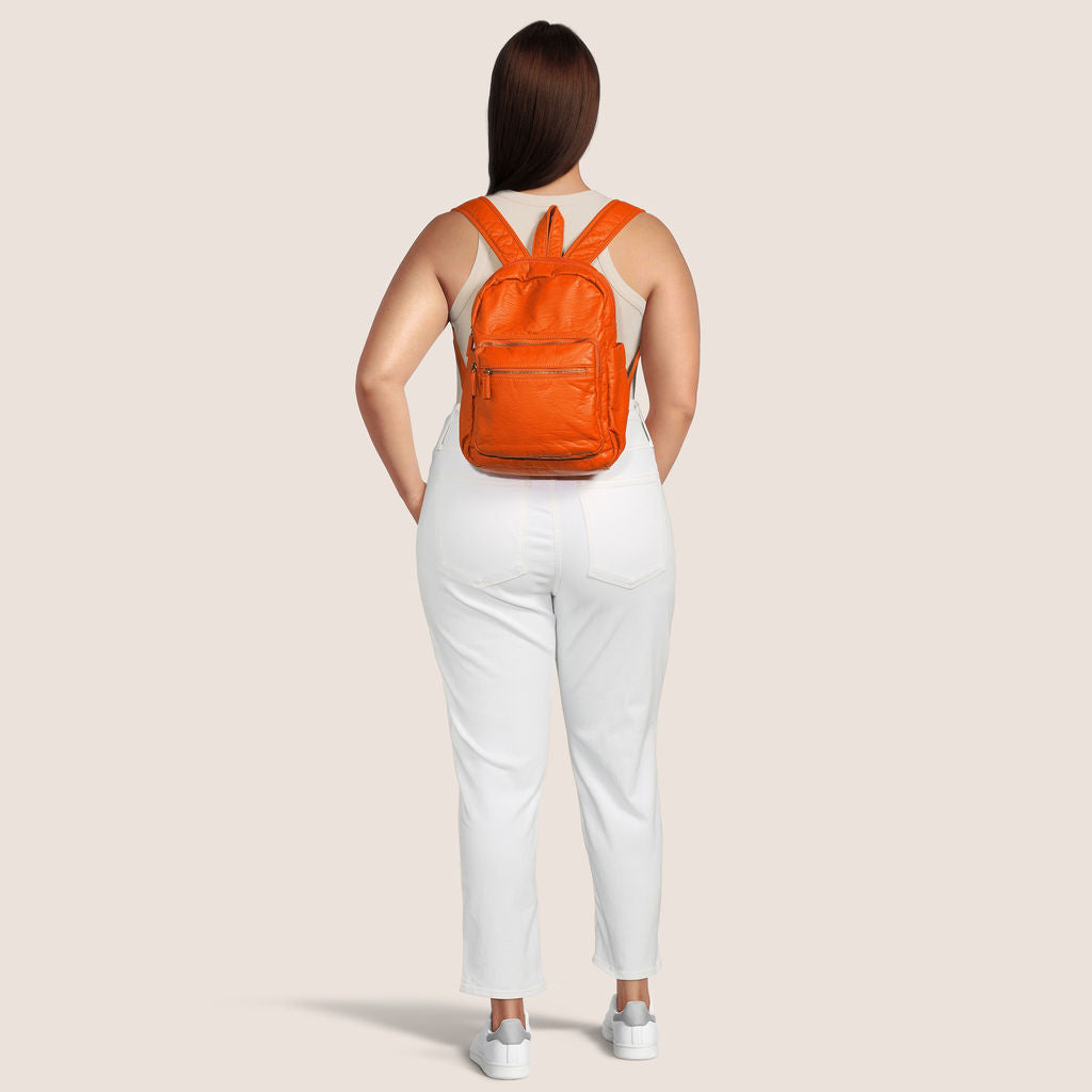 Basic elle online backpack